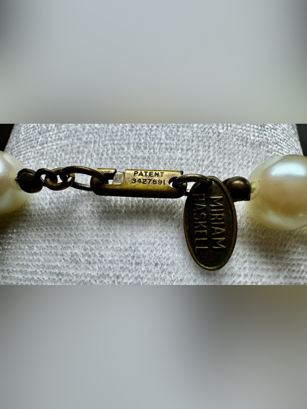 RARE Signed Miriam Haskell Pearl Bead Necklace with Abalone Heart Pendants #1276 - Picture 9 of 16